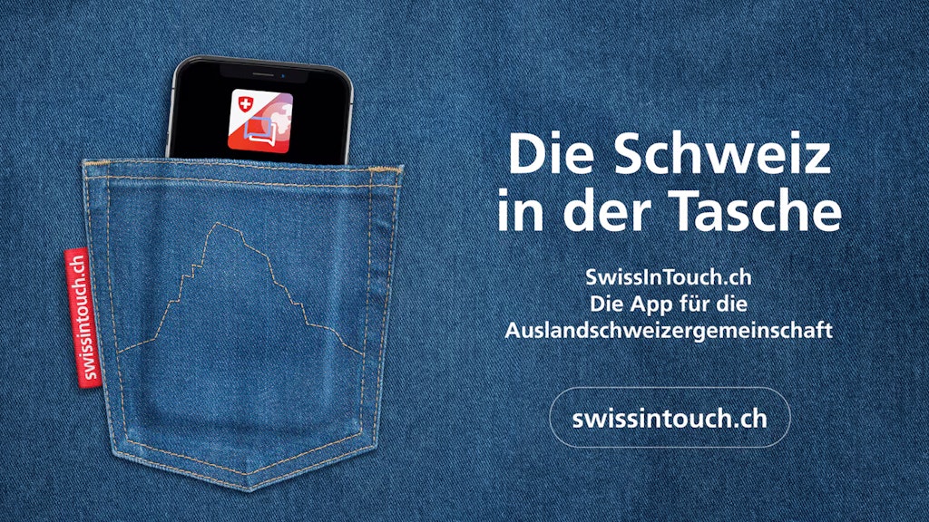 Ein Mobiltelefon in einer Hosentasche mit aufgesticktem Matterhorn kündigt die Lancierung der neuen App SwissInTouch an.