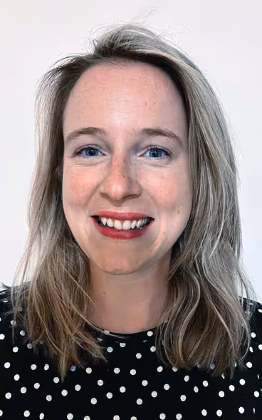 Bild von Estelle Biolaz-Remondeulaz, Mitarbeiterin der konsularischen Karriere auf Managementstufe, leitet heute die konsularischen Angelegenheiten in Kathmandu.