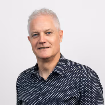 Portraitfoto von Tim Enderlin.