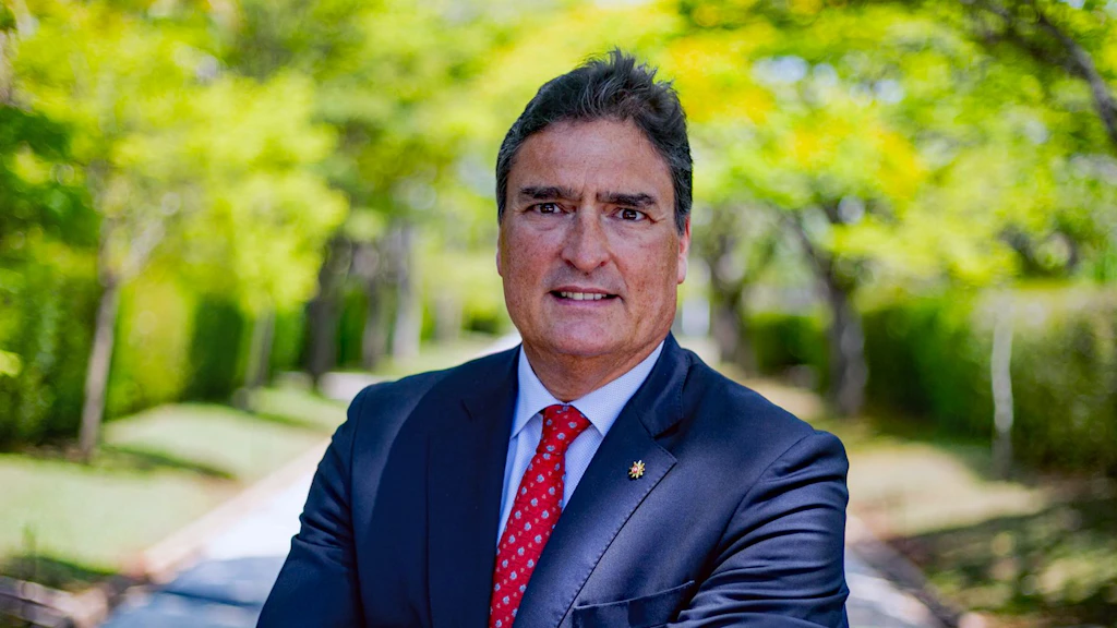 Porträt von Hanspeter Mock, Schweizer Botschafter in Brasilien.