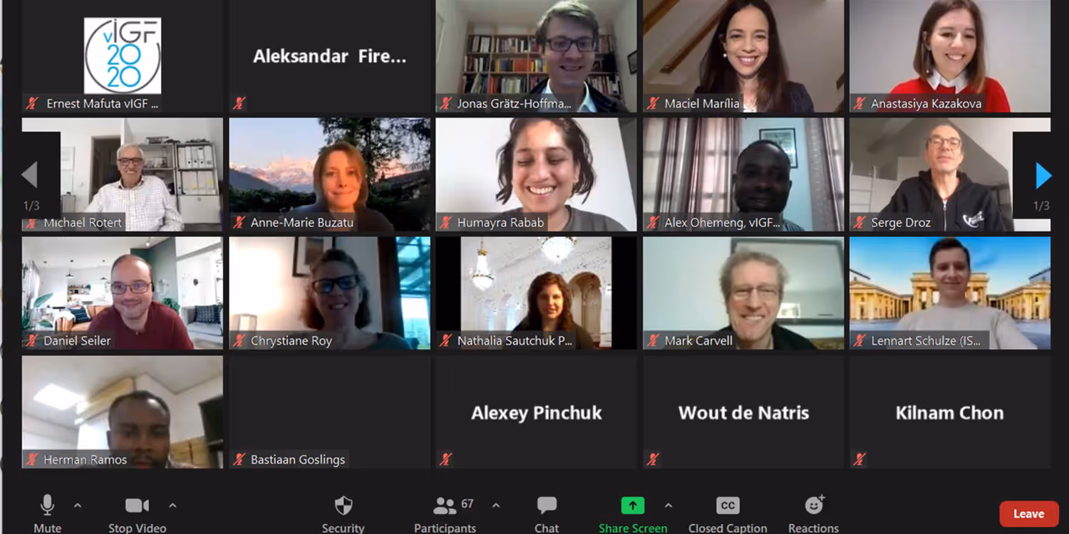 The faces of several people discussing with each other via video are shown next to each other.