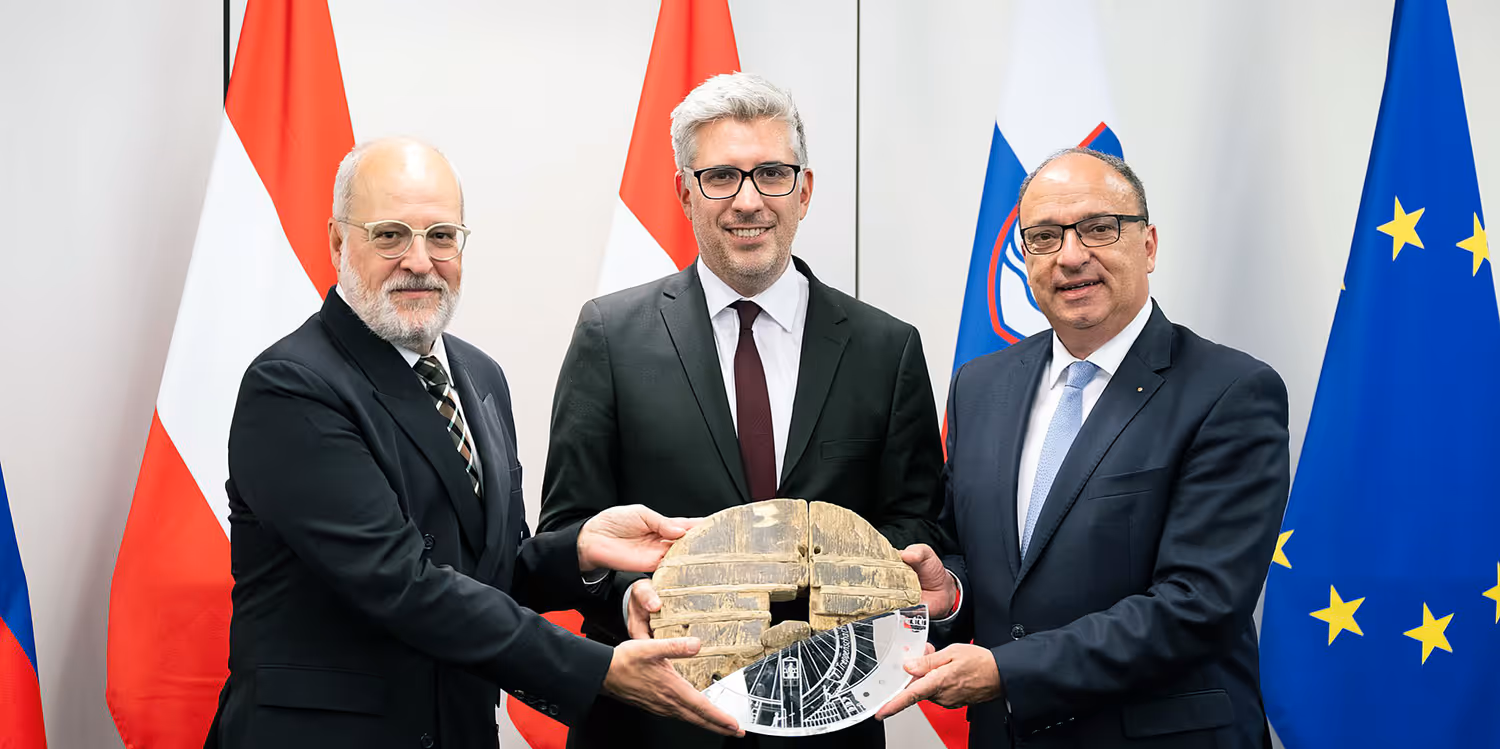 From left to right: Alexandre Fasel, state Secretary of the FDFA, Marko Štucin, Slovenia’s state Secretary for European Affairs, and Markus Dieth, president of the Conference of Cantonal Governments.