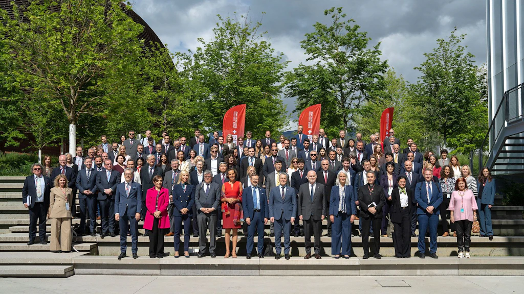 Group photo of the conference participants.