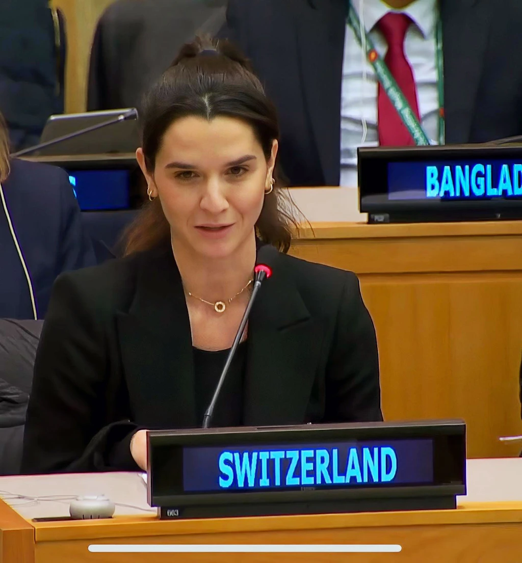 Portrait de Aurora Danese, experte des droits des femmes au sein de l’équipe Diplomatie des droits de l’homme.