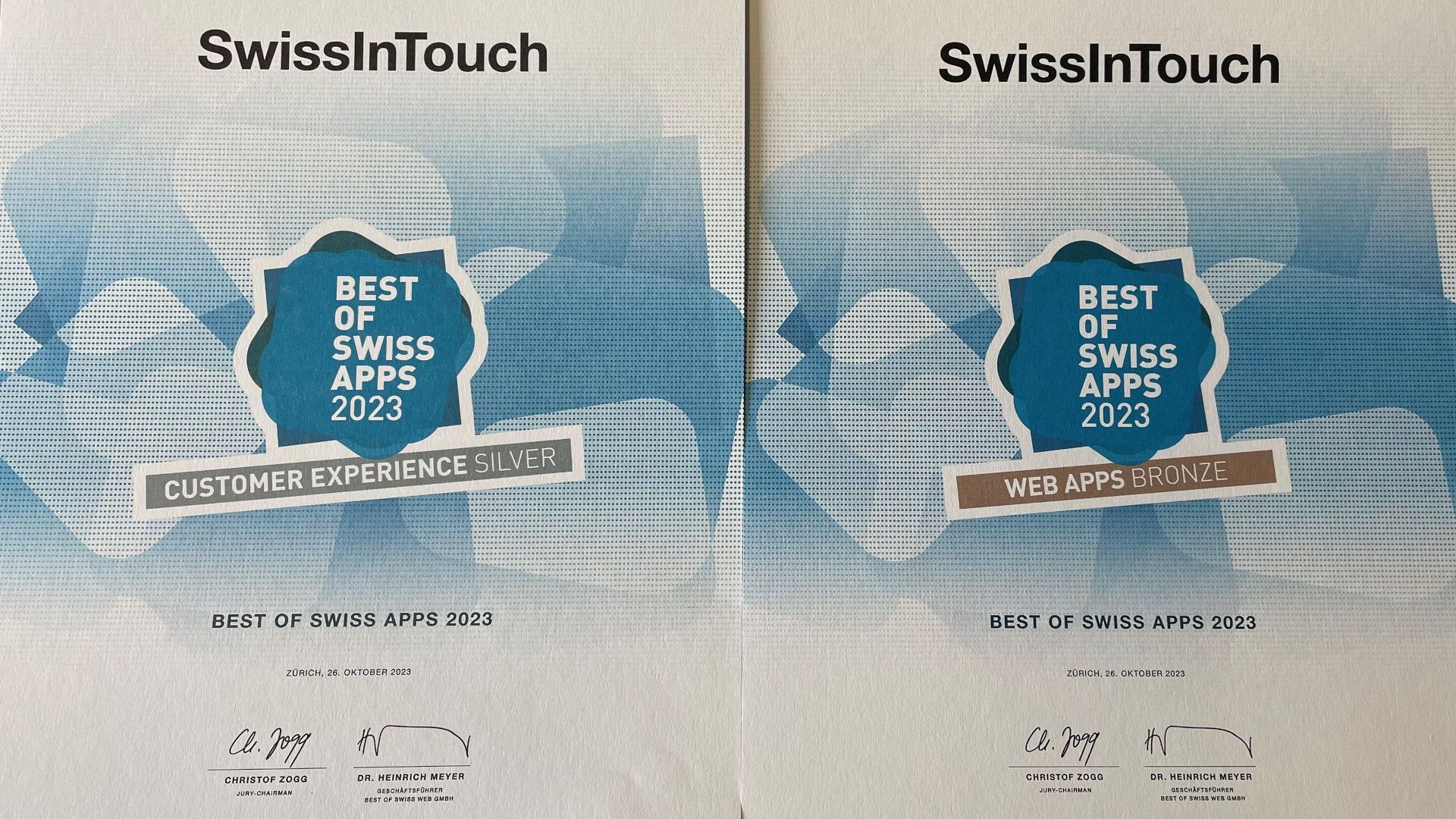 L'image montre les deux distinctions argent et bronze obtenues au Best of Swiss Apps Awards 2023.
