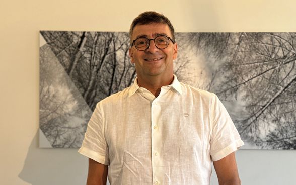 Portrait d’Andrea Semadeni.