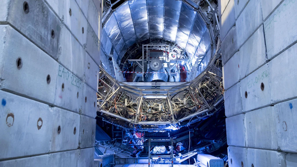 Vista del sensore ALICE (A Large Ion Collider Experiment), allestito al CERN.