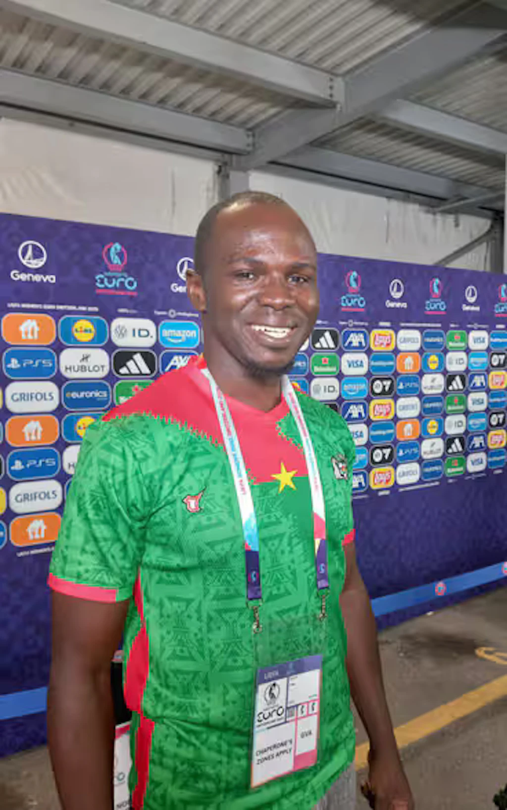 Martin Kaba, giornalista sportivo dello Studio Yafa in Burkina Faso.