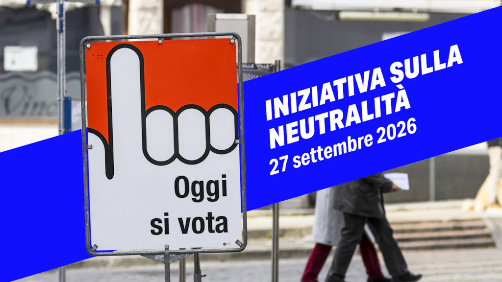 Una foto di un cartello metallico con la scritta «Votate questo fine settimana».