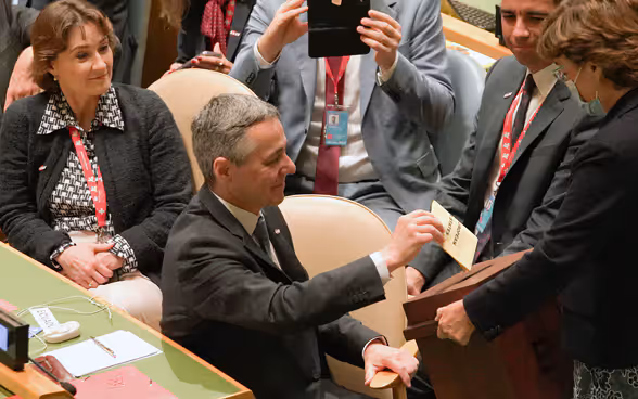 Il Presidente della Confederazione Ignazio Cassis vota all'Assemblea generale dell'ONU a New York.